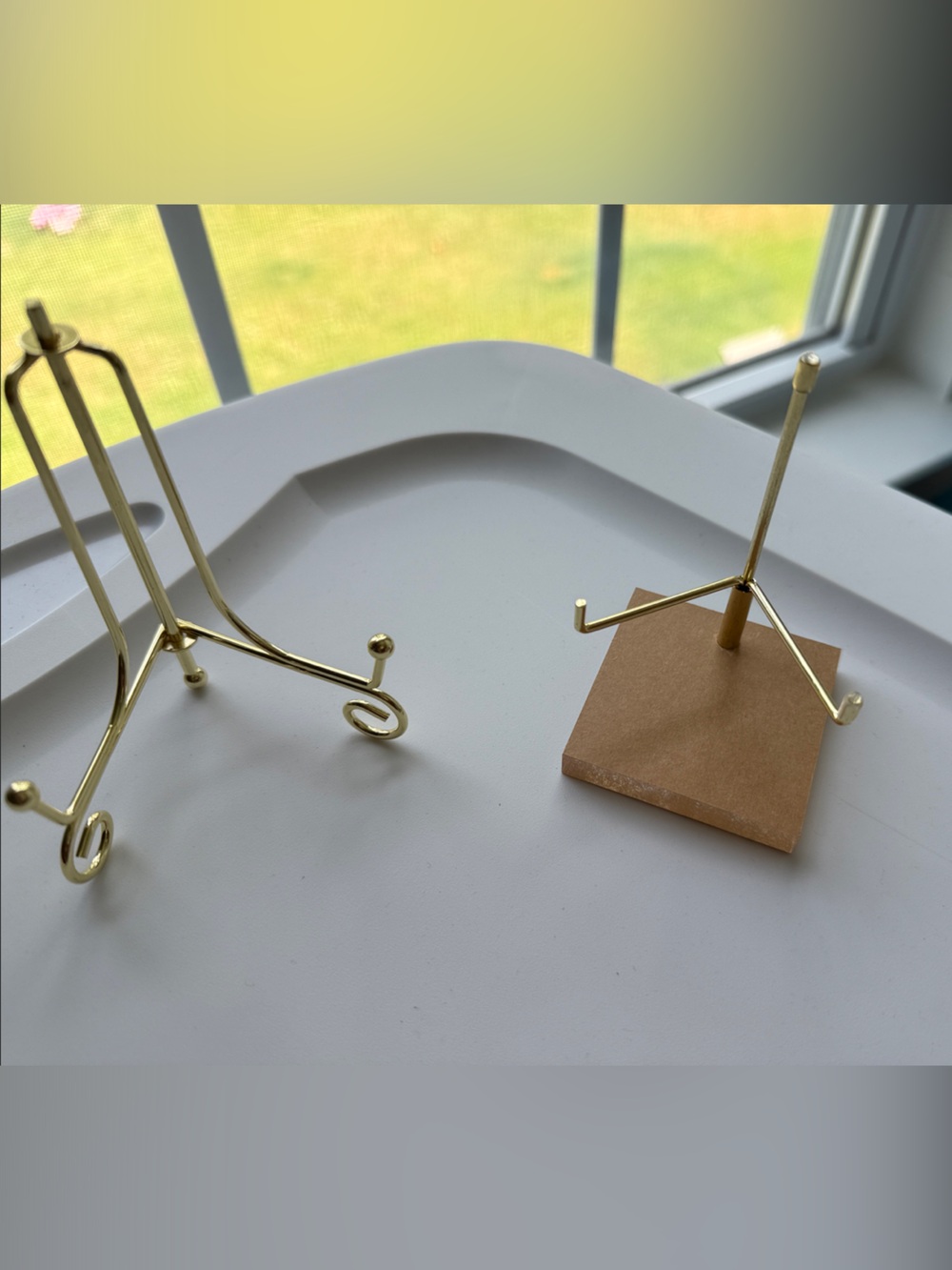 Crystal Metal Display Stand